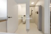 Dusche & separates WC