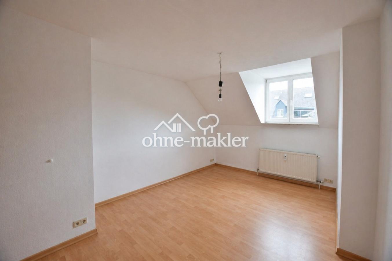 Großes Schlafzimmer