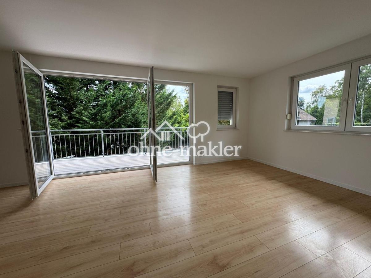 Weiträumiges Wohnzimmer