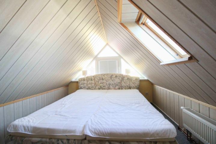 Schlafzimmer DG Nebengebäude