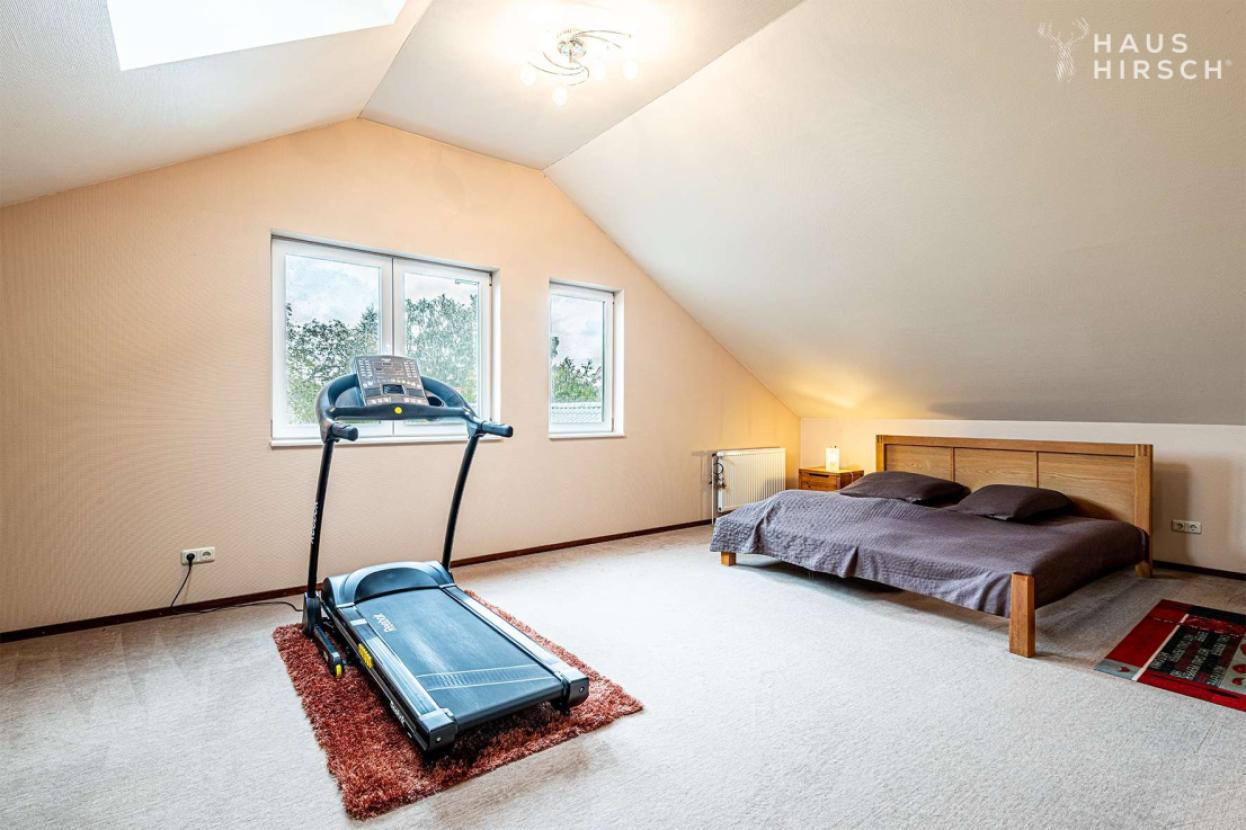 Schlafzimmer 2