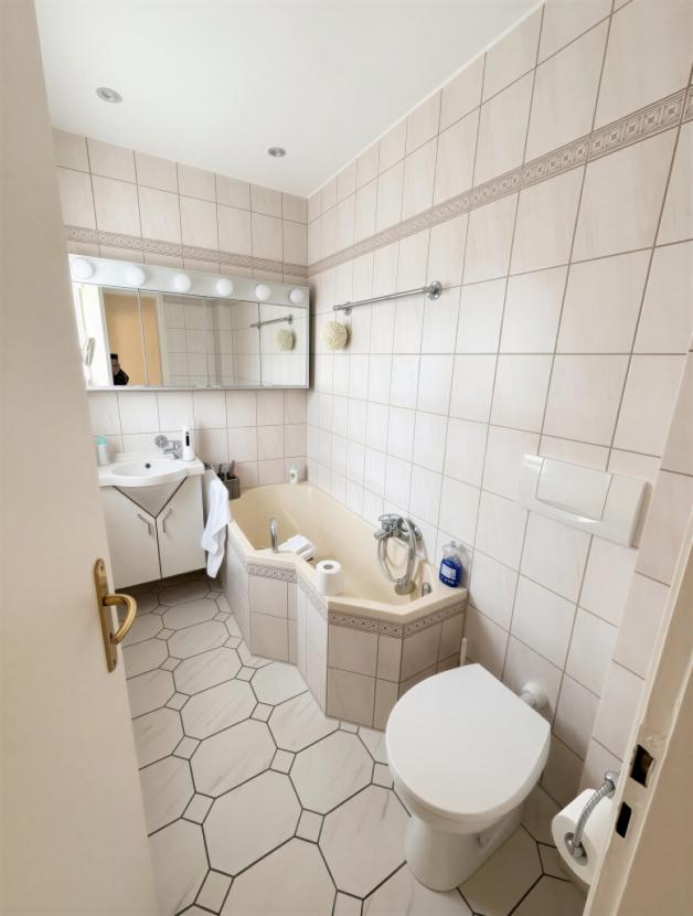 Badezimmer Erdgeschoss