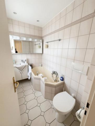 Badezimmer Erdgeschoss