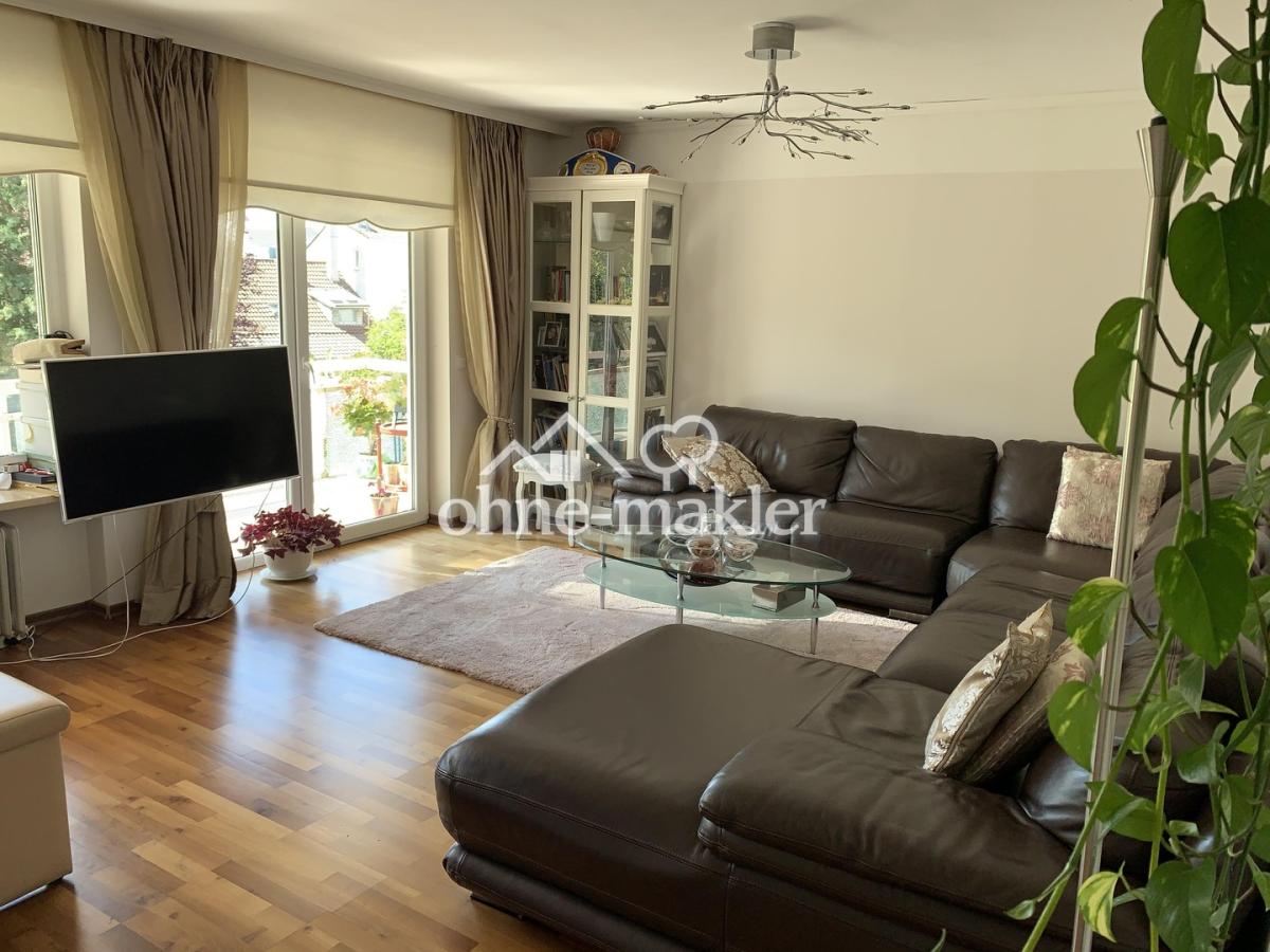 Wohnzimmer  27 qm