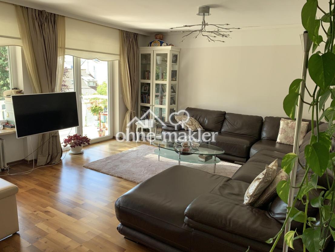 Wohnzimmer  27 qm