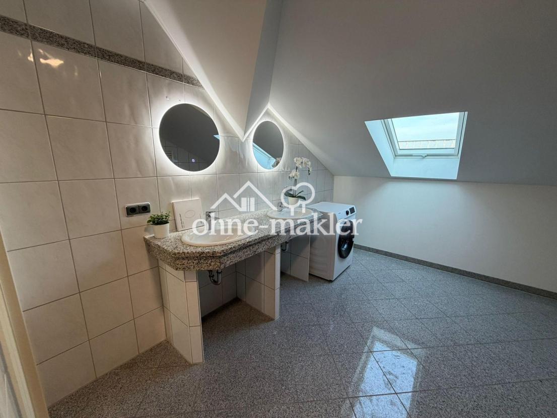 Badezimmer DG