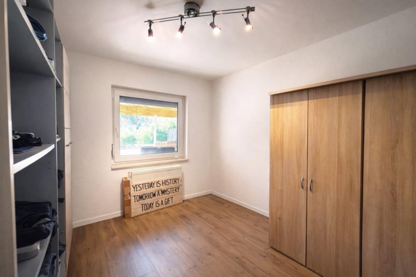 10. Zimmer 1