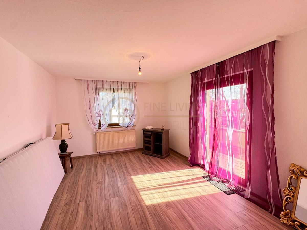 Schlafzimmer1 EG