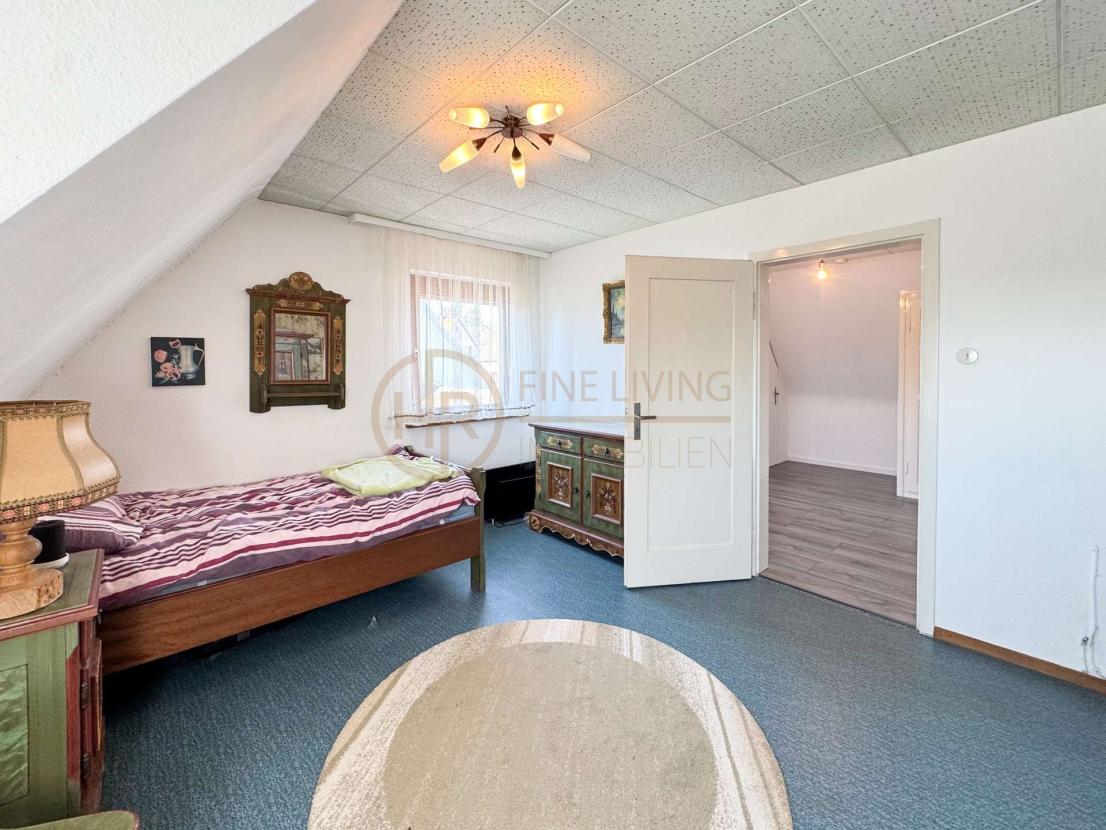 Schlafzimmer2 1.OG Bild2