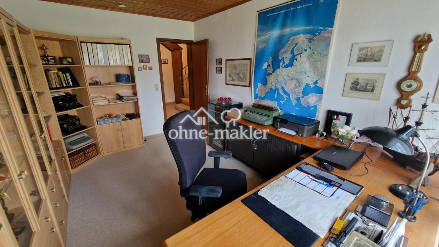 Büro/Kinderzimmer