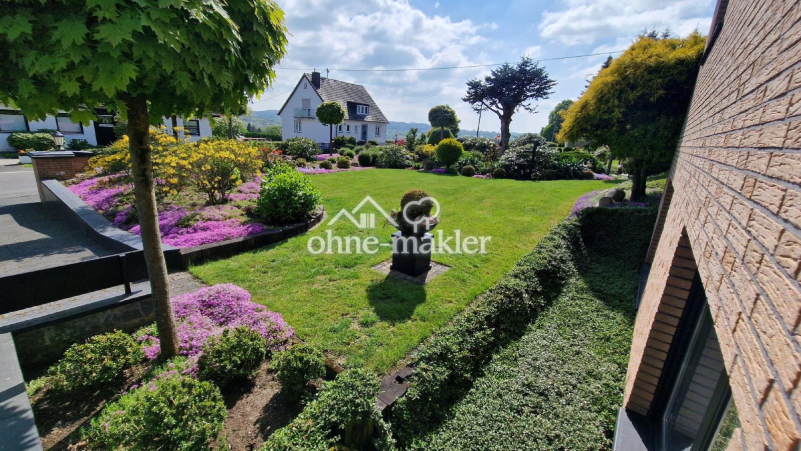 Garten Vorderseite 