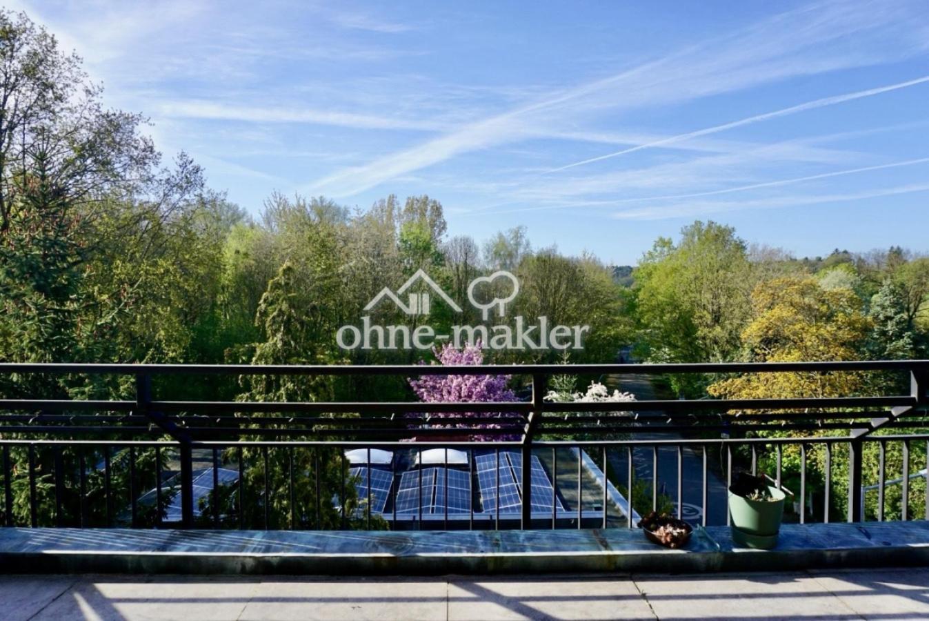 Terrasse mit Blick ins Grüne