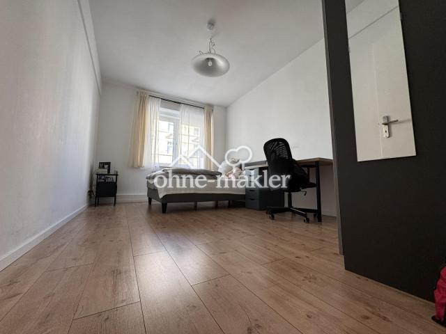 Kinder-/Gäste-/Arbeitzimmer