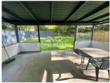 Überdachte Terrasse