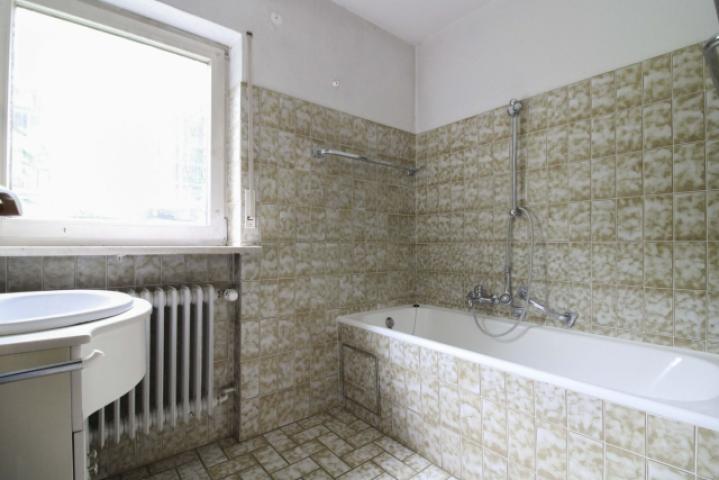 Badezimmer EG
