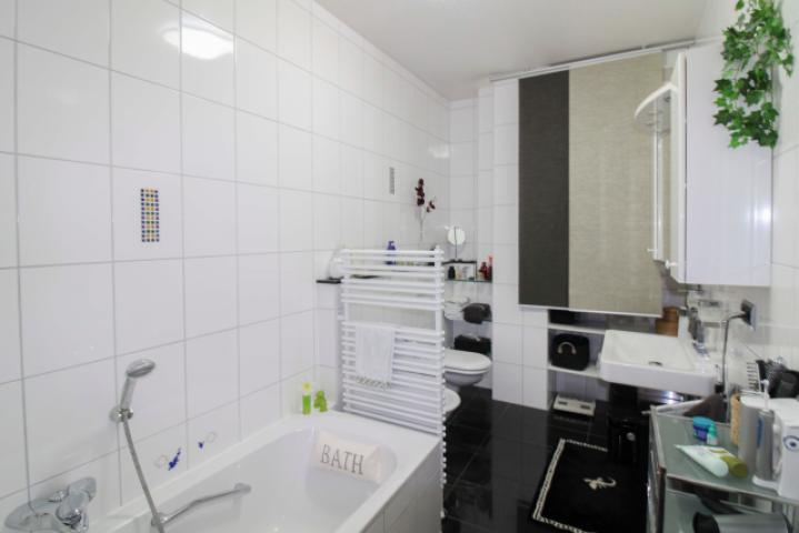 Badezimmer 1.OG