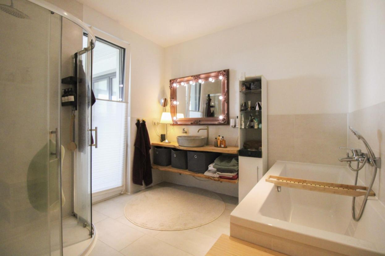 Badezimmer (2)
