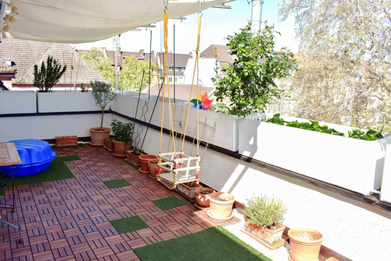 Terrasse OG 4 links