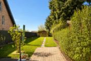 Wunderschöner Sonnengarten mit Gartenhaus