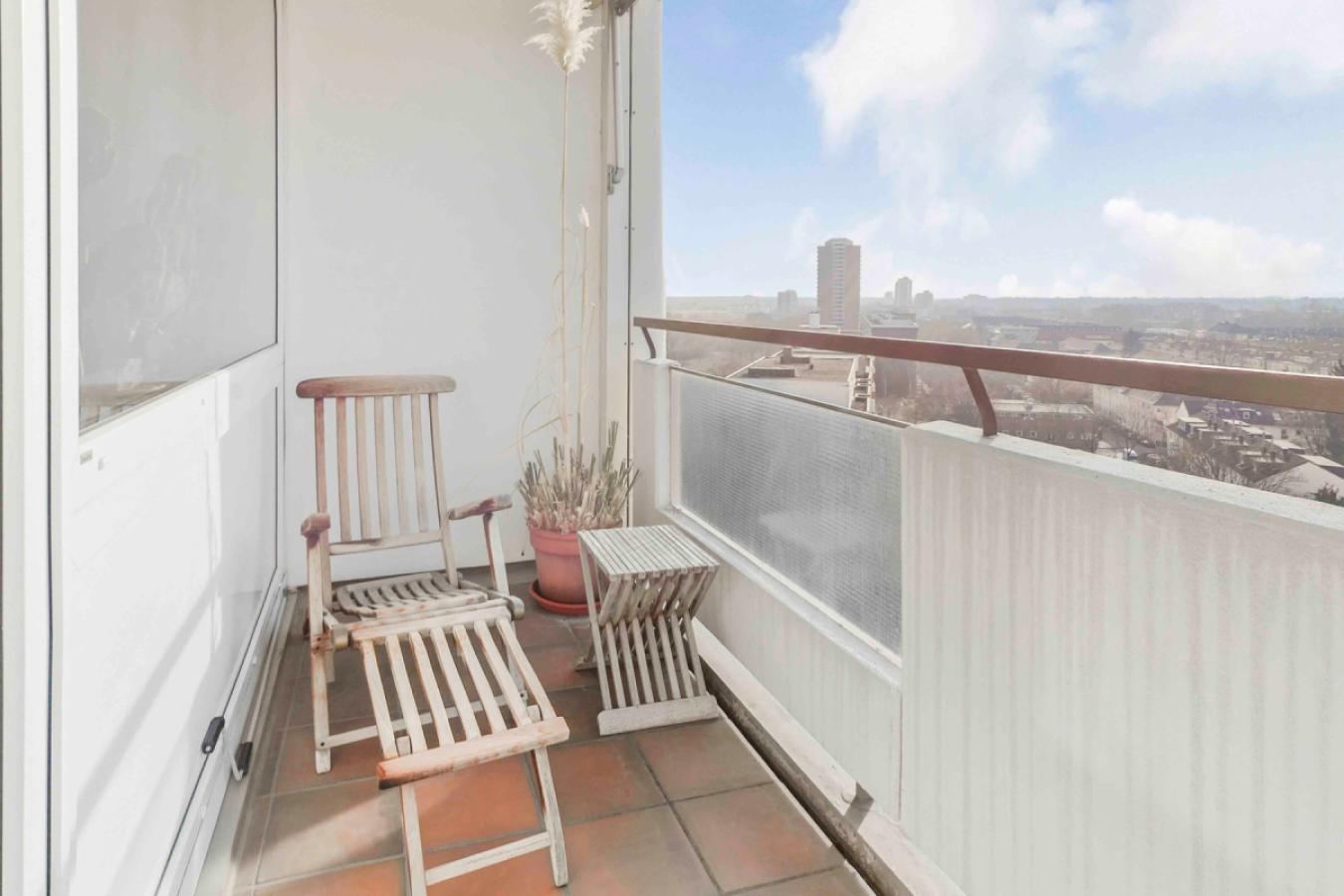Balkon I (Büro)