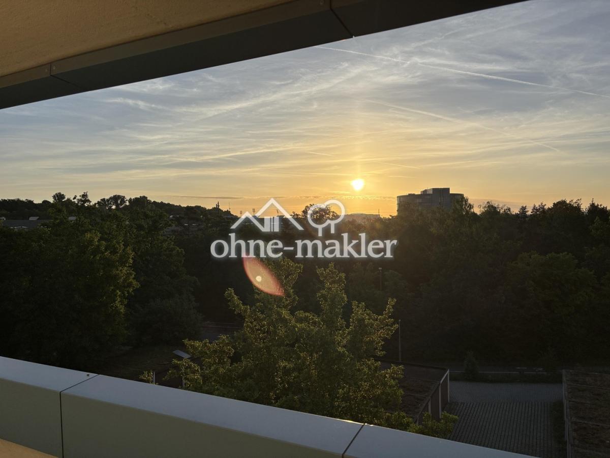 Ostbalkon - Eingangsseite