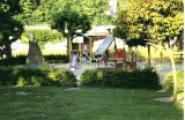 Spielen im Park des Staden-Vie