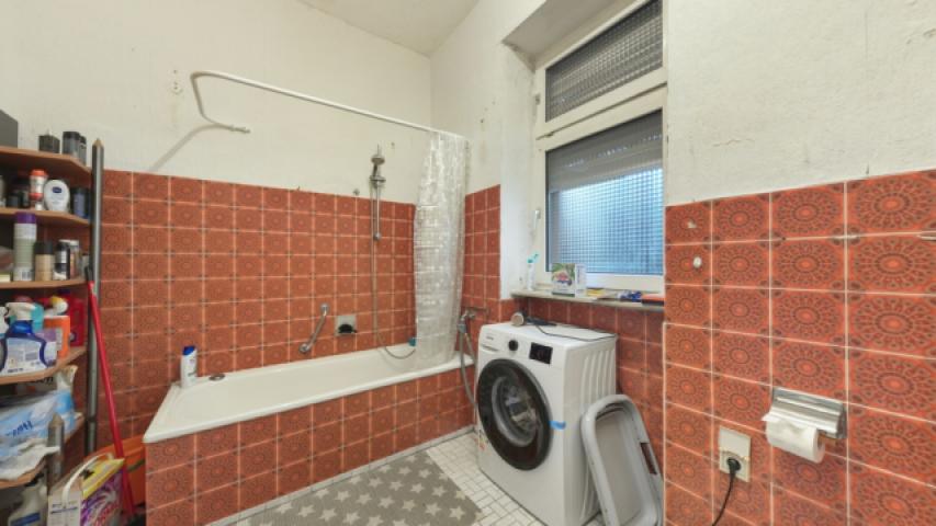 Badezimmer EG
