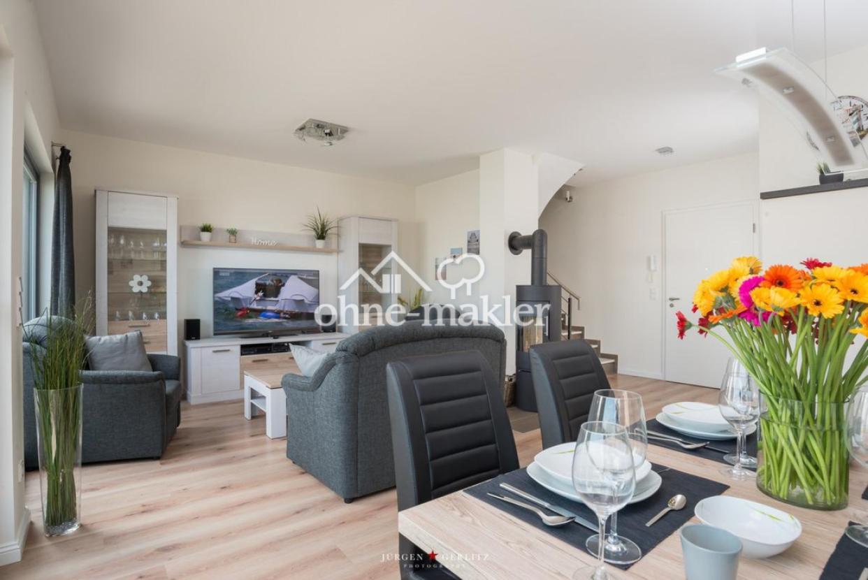 Wohnzimmer und Essbereich