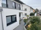 Eingangsbereich mit Büro