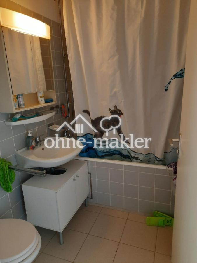 Bad mit Wanne