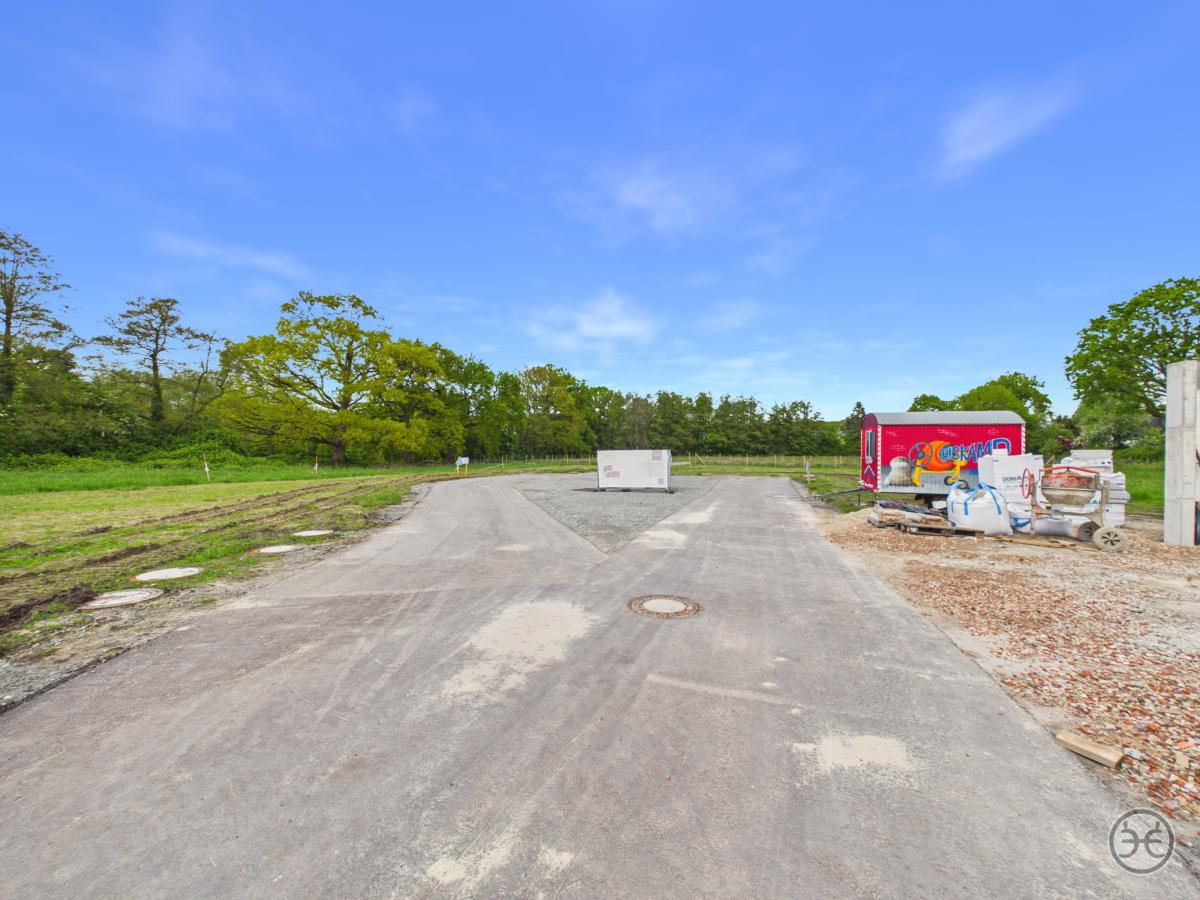 CAM05560G0-PR0050-STILL005