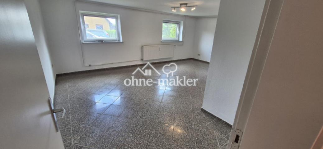 Blick von Flur->Wohnzimmer