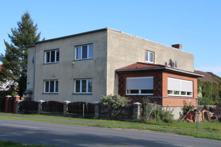 Haus mit Wintergarten