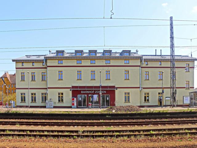 Bahnhof Zossen 2 km