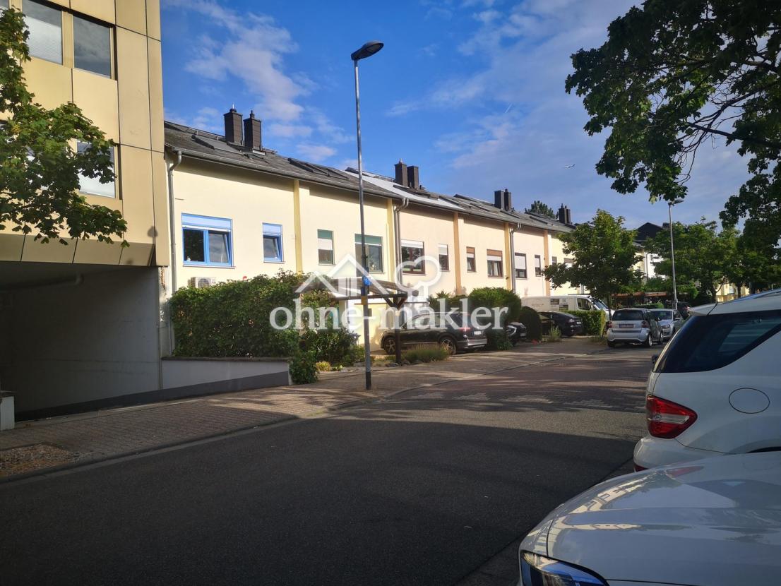 Strasse  30 er Zone 