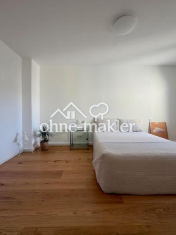 Geräumiges Schlafzimmer