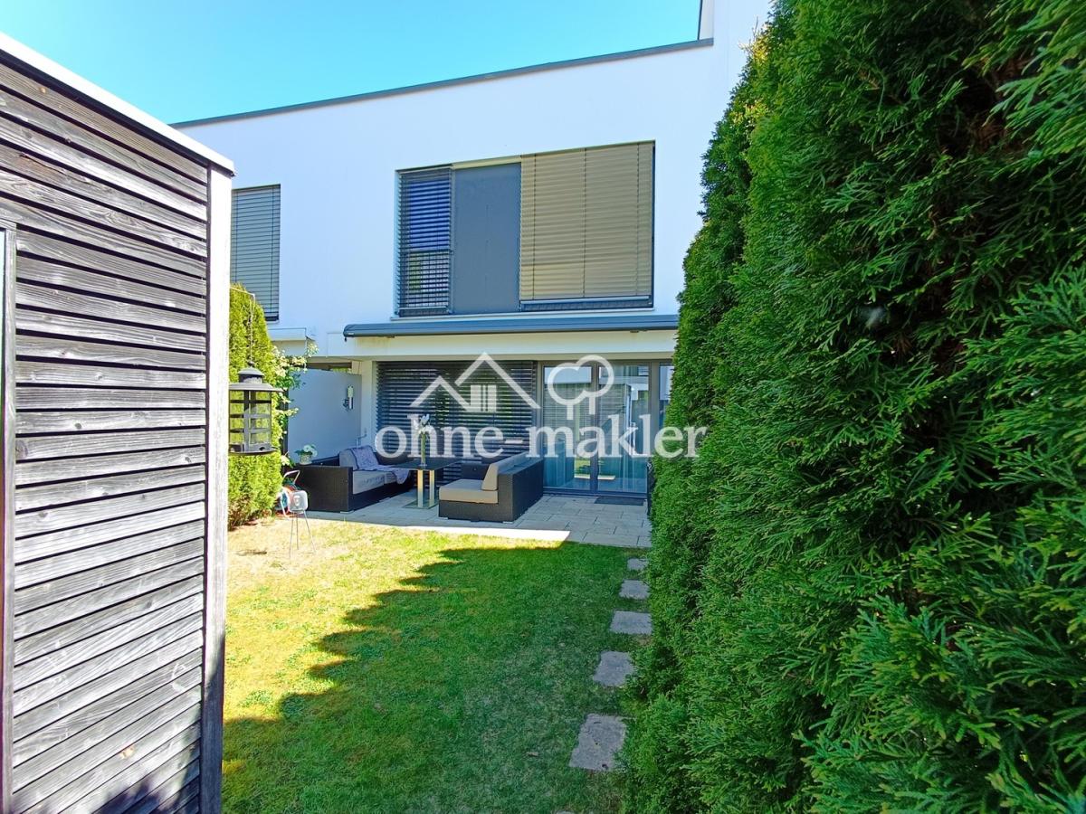 Garten mit elektr. Markise