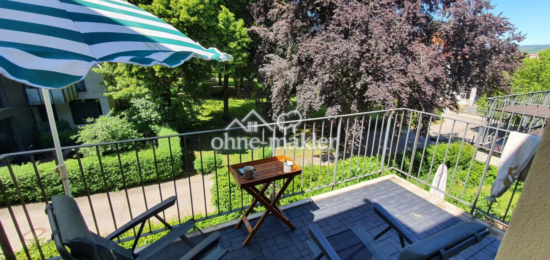 Balkon, Westblick, neuer Boden