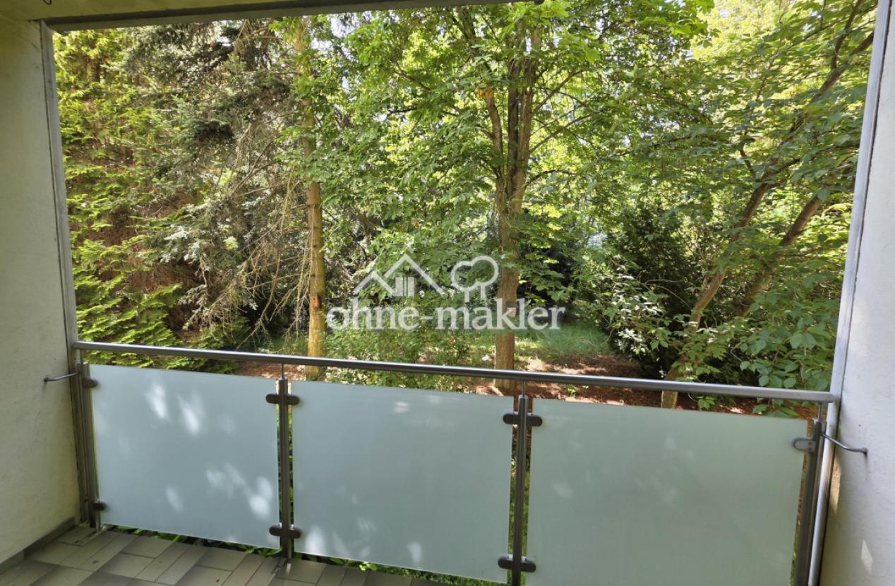 Balkon, Blick ins Grüne