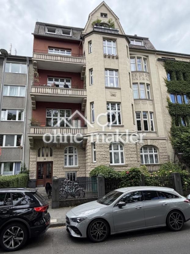 Haus von der Straße aus