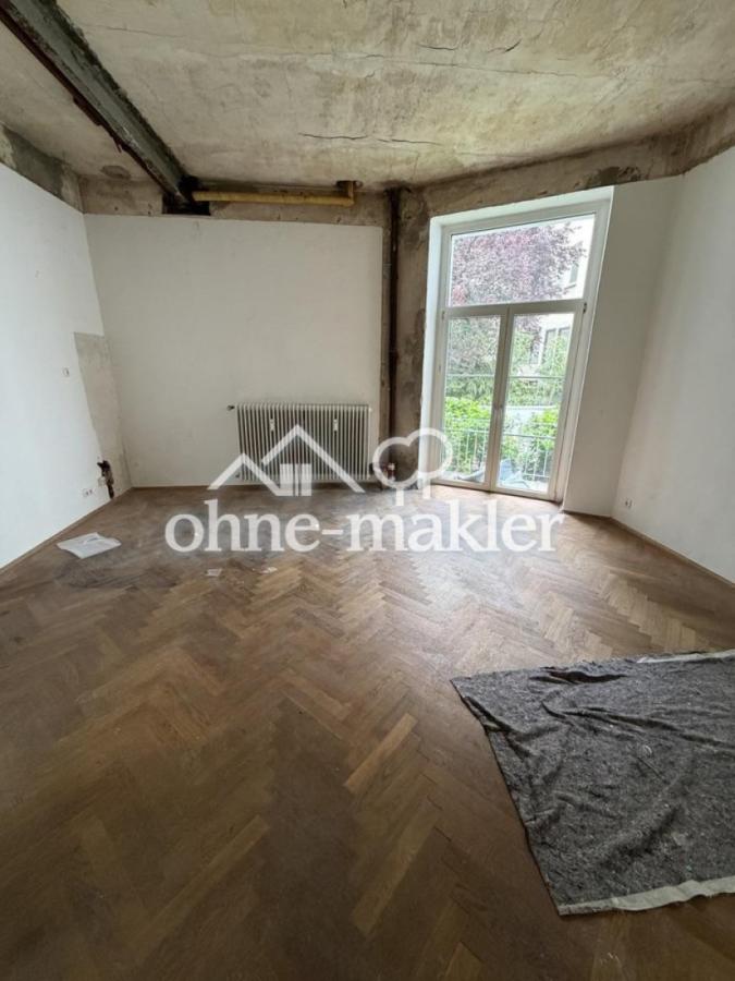 Zimmer 1 mit Balkon