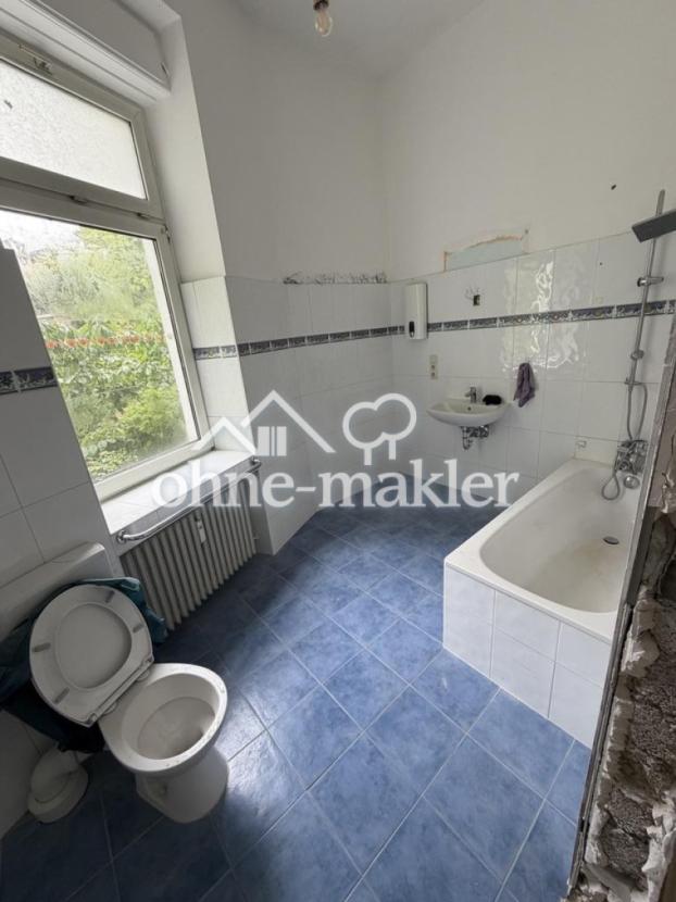 Bad bald mit Wanne & Dusche