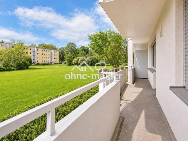 Balkon ins Grüne