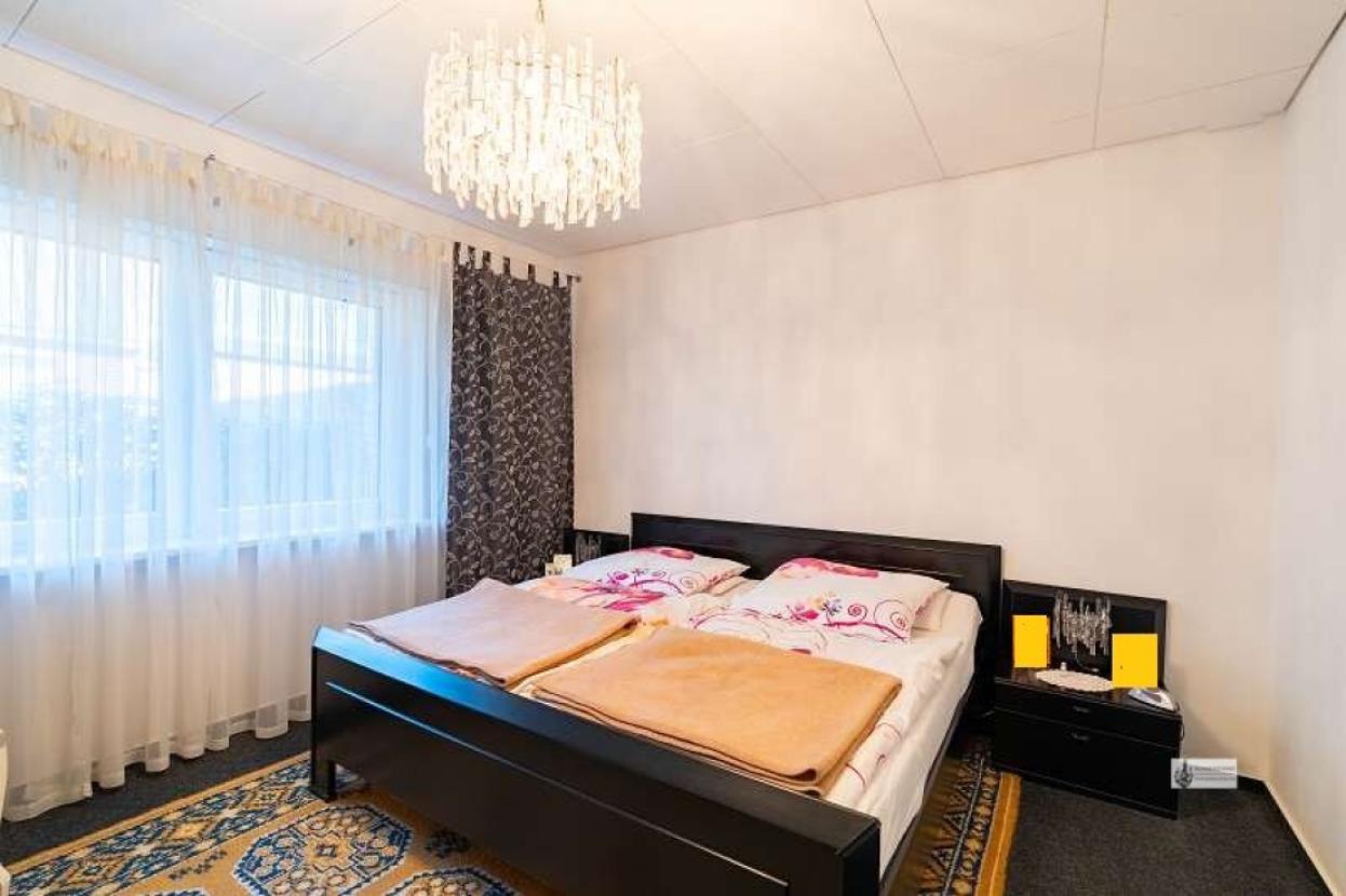 Schlafzimmer EG