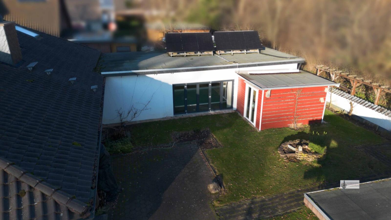 Schwimmbadtrakt mit Technikraum