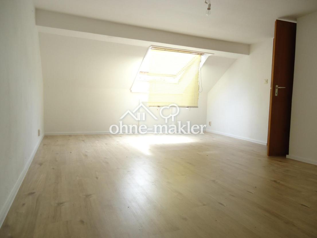 Dachgeschoss 1. Zimmer 