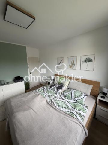 Schlafzimmer (2)