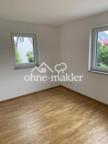 Zimmer / Schlafzimmer II