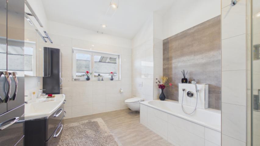Badezimmer 1