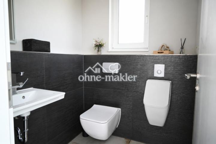 Modernes Gäste-WC